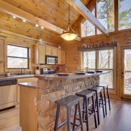 Hatcher Mtn Retreat Sevierville Cabin With Hot Tub! Bagian luar foto