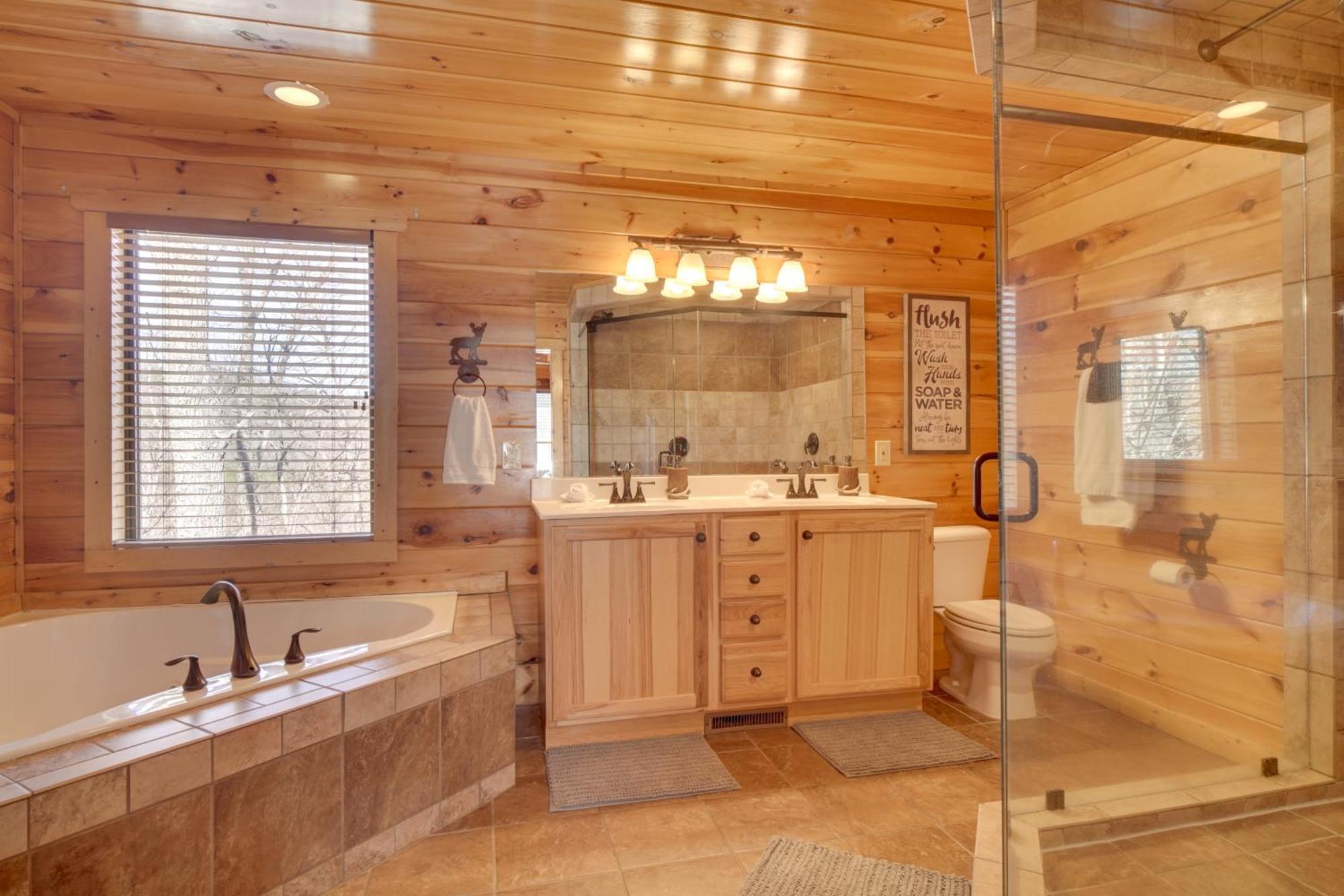 Hatcher Mtn Retreat Sevierville Cabin With Hot Tub! Bagian luar foto